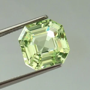 Espinela verde claro natural impecable Ceilán 8,60 quilates piedra preciosa suelta corte Asscher - Imagen 1 de 6