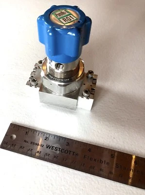 Regulador de presión de alta pureza Parker Veriflo 45400801PAEV 163250 Foto 1 de 4