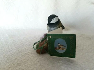 Black Capped Chickadee Porcelain Figurine by Nature's Song 4.5" L 3" T 2.25" W - Picture 1 of 9