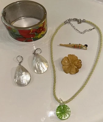 Juego de joyas tropicales de 7 piezas: collar de vidrio artístico Cookie Lee, pendientes, broches Foto 1 de 4