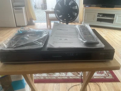 Panasonic DMR-PWT530 Blu-Ray Player Twin HD Tuner 500GB HDD Freeview HDMI USB. - Image 1 of 4