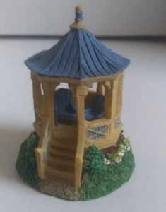 Ocean View Inn Companion Set Gazebo Figurine Ingrid Sweetwater Cove SWC09 O1702 - Picture 1 of 7