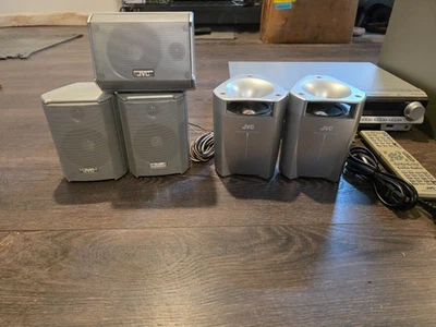 JVC DVD Digital Theater System TH-C30 - Image 1 of 4