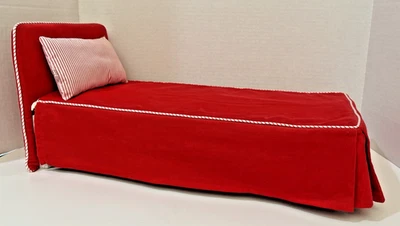 Pleasant Company ❤️ CAMA VERMELHA MOLLY MCINTYRE American Girl - Imagem 1 de 4