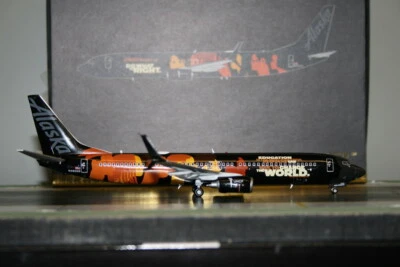 Gemini Jets 1:200 Alaska Airlines Boeing 737-900 N492AS (G2ASA1016) - Image 1 of 4