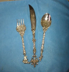 Seltenes maßgeschneidertes 3-teiliges Servierset - Bild 1 von 2