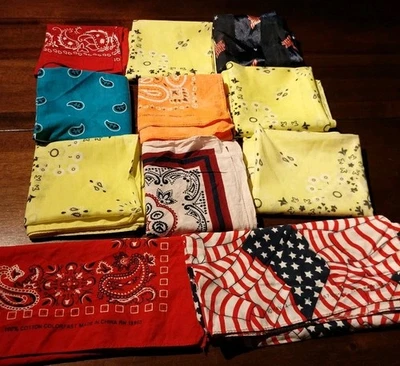 Lote de 11 pañuelos vintage de algodón multicolor de color rápido hechos en EE. UU. Foto 1 de 4