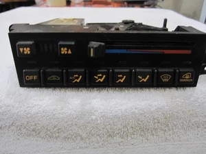 Corvette Climate control manual style 92 93 for parts, broken cable mount - Picture 1 of 4