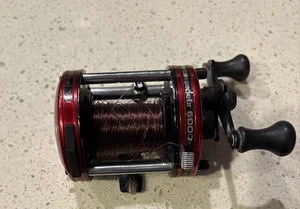 Sweden Red Abu Garcia 6000 Ambassadeur Bait Casting Reel VG Condition - Picture 1 of 6