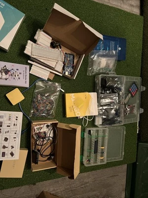 Arduino Ultimate Kit With Arduino Board And Much More - Image 1 of 4