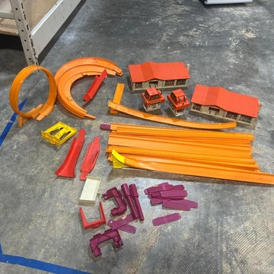 Hotwheels 1968 Super-charger Track Curve Connectors + Parts Mattel Redline Era - Image 1 of 4