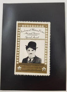 Tarjeta coleccionable de estampillas de estrella de cine de Hollywood de actor Charlie Chaplin 1947 - Imagen 1 de 3