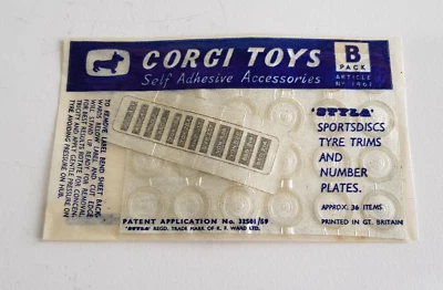 Raro Pacchetto Accessori Corgi Toys B, Superbo Pristine Mint Non Aperto. - Immagine 1 di 3