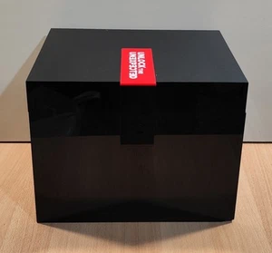 CAMPARI BITTER UNLOCK THE UNEXPECTED TOUR 2019 GIFT BOX - Picture 1 of 21
