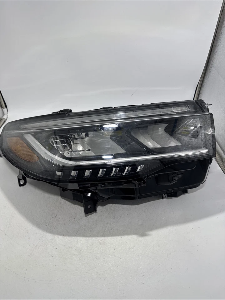 Ford Explorer Active ST 2025 reflector faros LED pasajero derecho derecho OEM 0317 Foto 1 de 4