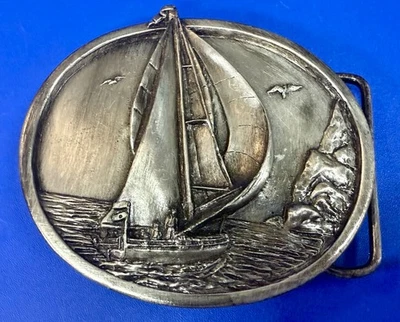 Velero en el océano tema náutico vintage 1983 bergamota hebilla de cinturón Foto 1 de 4