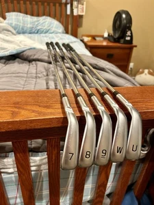 *Mint* Ping G440 Irons 7-PW, GW Black Dot (std) DG Mid 115g S300, Sim Use Only! - Picture 1 of 23
