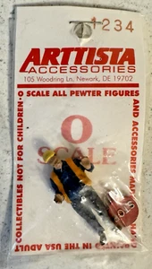 Arttista #1234 - Road Worker with Sign - O Scale Figures - Model Trains - NEW - Picture 1 of 2