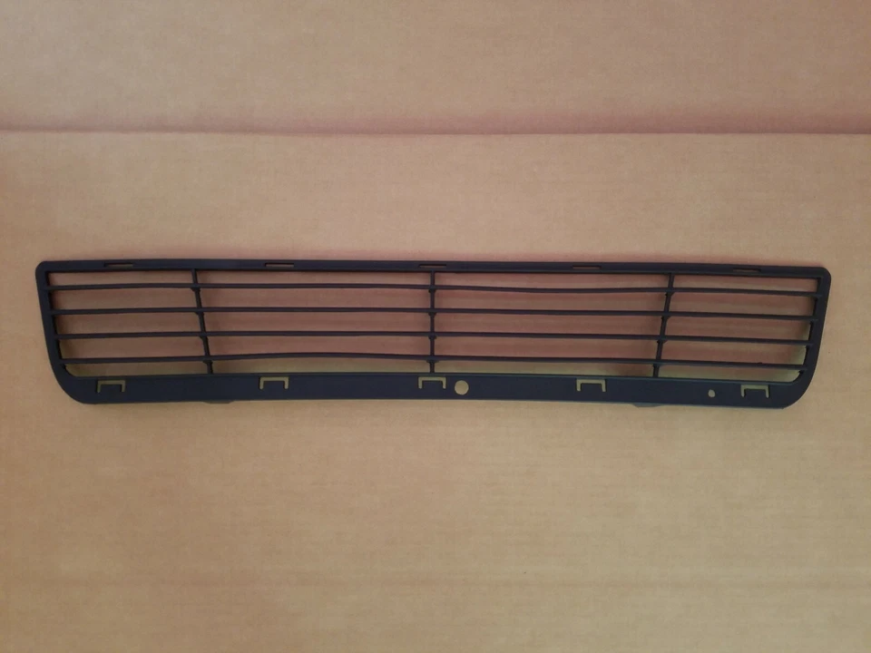 Parachoques delantero Dodge Journey 2009-2019 negro parrilla inferior NUEVO Foto 1 de 4