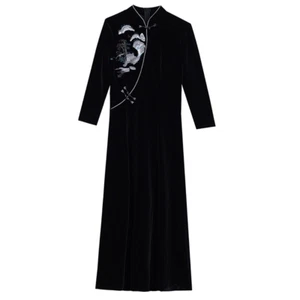 Lady Chinese Velvet Cheongsam Dress Long Embroidered Qipao Mandarin Collar Dress - Picture 1 of 10