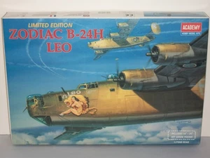 Academy Zodiac B-24H Löwe im Maßstab 1:72 mit Poster - Bild 1 von 1