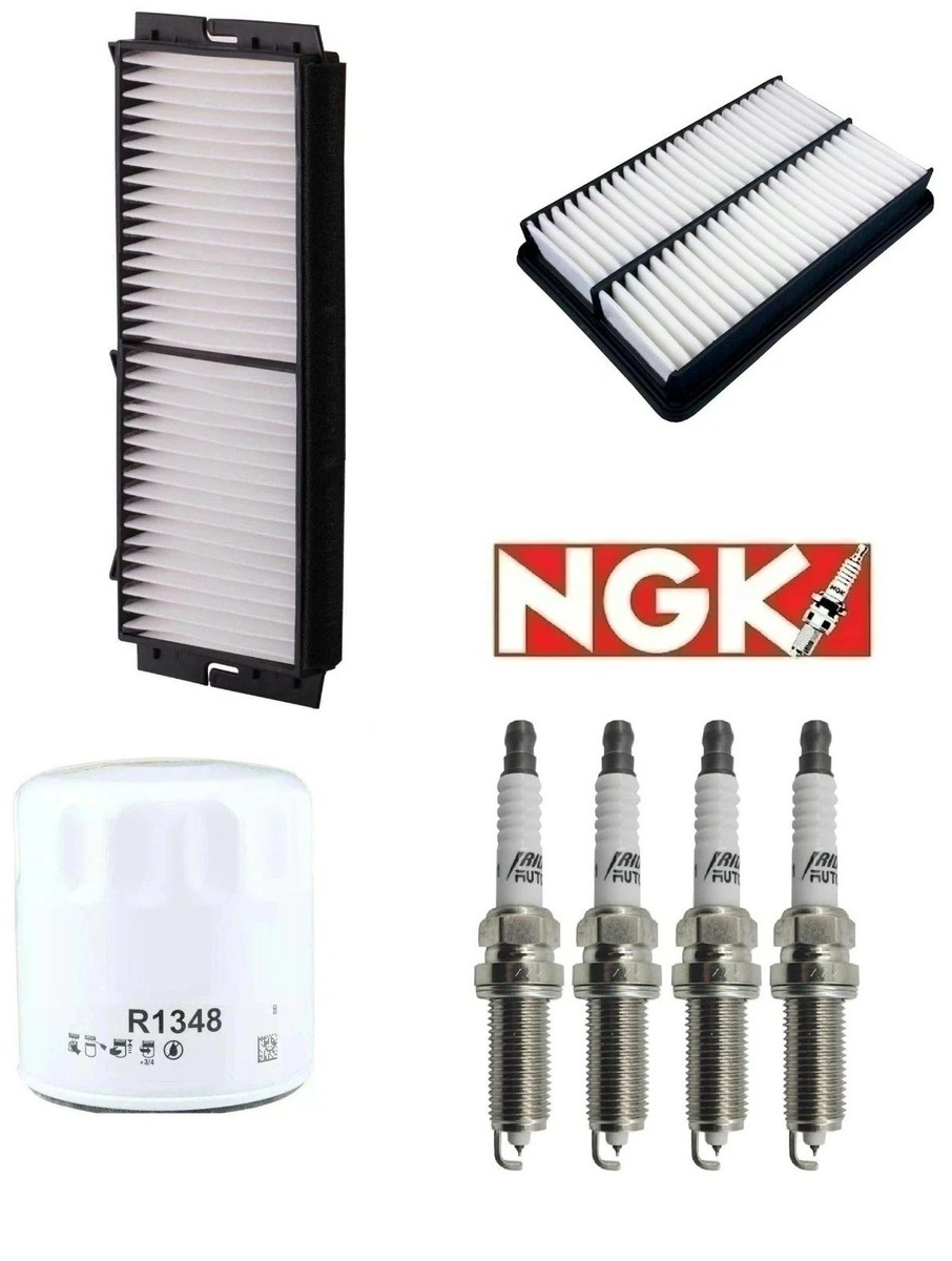 Kit 4 Bujias Platino Para Mazda 5 L4 2.3 2006 2007 Ngk