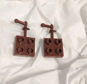 Lot Of 2 LEGO Duplo 4777 Knights Castle 2x2 Plate Brick Handle 44699 Brown Ty61