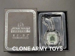 Tamagotchi R2-D2 Platinum Star Wars Celebration Anaheim 2022 Exclusive - Picture 1 of 2