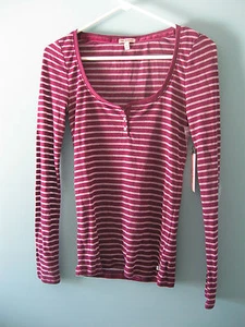 Neu mit Etikett Juicy Couture Henley Damen-Oberteil lila gestreift - Bild 1 von 4