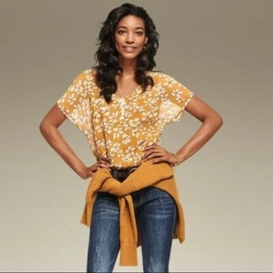 Women's CABI THRIVE CHIFFON BUTTERSCOTCH TOP Blouse - Size S - New - Picture 1 of 3