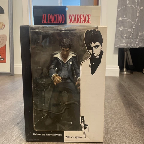 Al Pacino Scarface action figure Cover