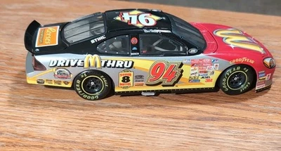 Coche de carreras vintage NASCAR Revell diecast Ford Taurus #94 Bill Elliott / McDonalds  Foto 1 de 4