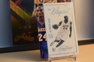 2012-13 KOBE BRYANT PANINI SIGNATURES STARS #45 #'d /25 Looks Sharp! See All - Picture 1 of 11