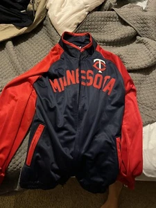 Minnesota Twins ZIP UP Genuine Merchandise Zip up Jacket EUC  - Picture 1 of 5