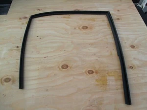 Honda Civic 2003 ventana trasera derecha sello de oruga - Imagen 1 de 1