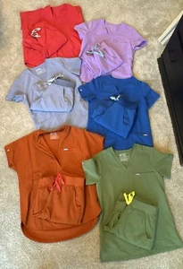 FIGS Women's Technical Collection Scrubs Lot 12 Xs Top Xxs Bottoms Jogger - Picture 1 of 13