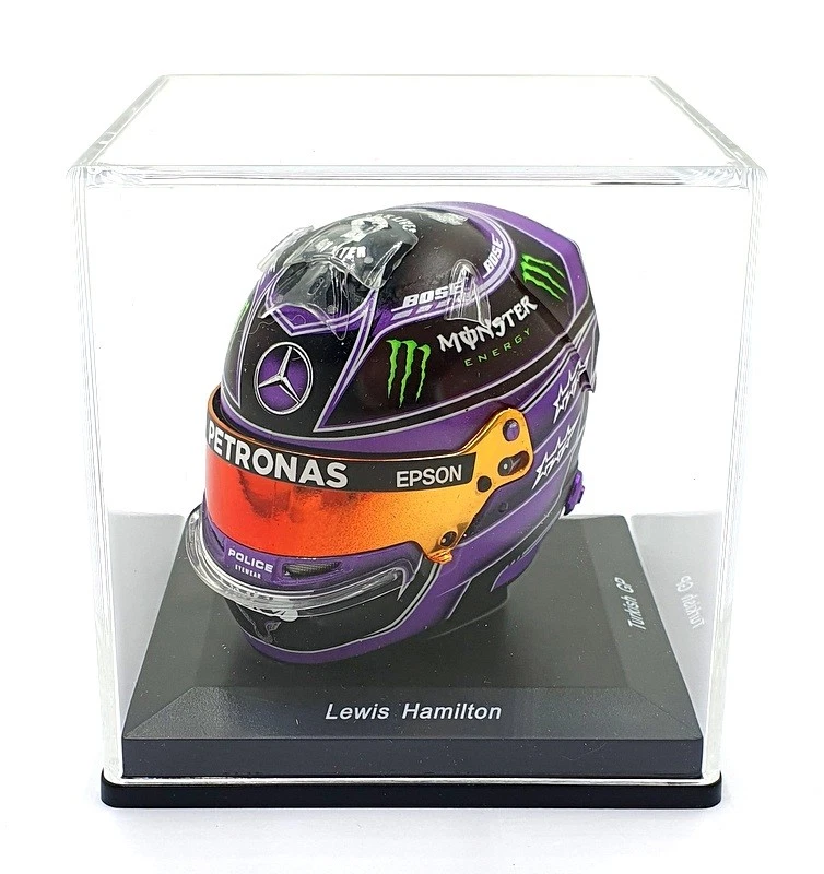 Spark Model 1/5 Scale 5HF053 - F1 Helmet Mercedes AMG Lewis Hamilton 2020 Turkey - Image 1 of 4