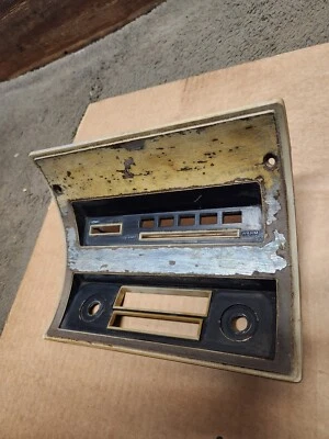 1971 71 Mopar Dodge Dart AC приборной панели ободок отделки нагреватель управления радио 3501199 - Изображение 1 из 3