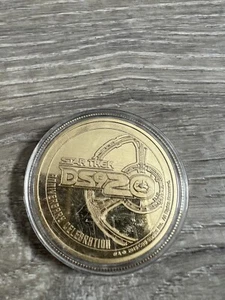 star trek convention coin Gold Rare Ds9 20 YearsLas Vegas Bin 50 - Picture 1 of 2
