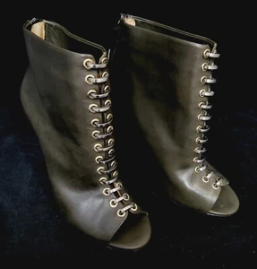 L.A.M.B Womens Lace Up Metal Ring Leather Ankle Boots Hells Peep Toe Size 9 - Picture 1 of 12