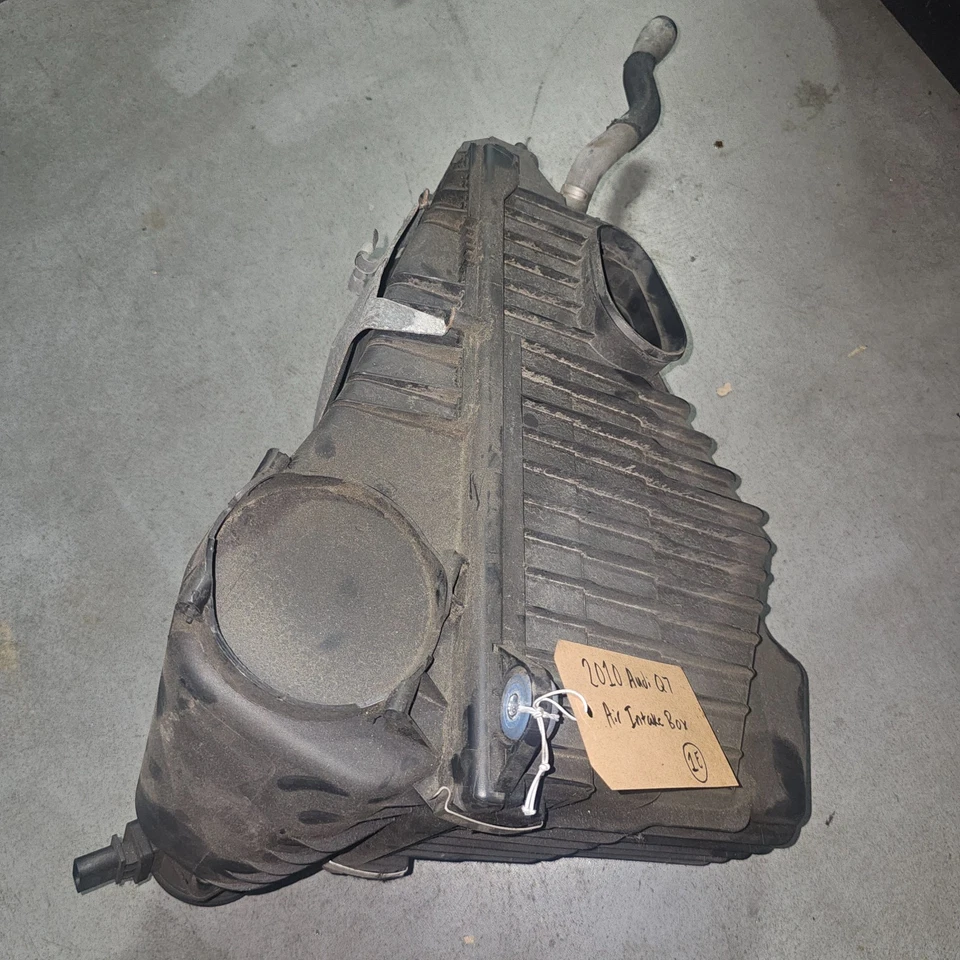 2007 - 2010 Audi Q7 4L Engine 3.6L Air Cleaner Intake Box Filter Unit 7L6129607 - Image 1 of 1