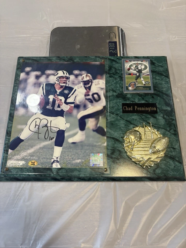 Placa autografiada con certificado de autenticidad de Chad Pennington New York Jets Foto 1 de 4