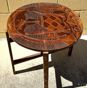 Vintage Haitian Folk Art Hand Carved Wood Fish Scene/Chess Board Folding Table - Picture 1 of 8