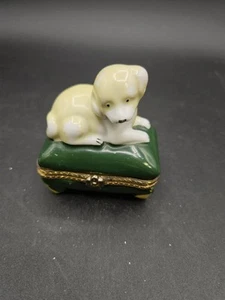 VTG. Dog on Pillow Trinket Box - Picture 1 of 7