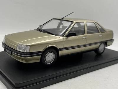 1:24 Renault 21 WHITEBOX Diecast Auto metallo - Immagine 1 di 4