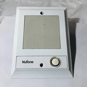 NUTONE (IS-69) Lautsprecher Gegensprechanlage weiß Metall beleuchtete Taste - Bild 1 von 8