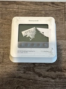 Honeywell T4 Pro Programmable Thermostat 1Heat/1 Cool - TH4110U2005 - Picture 1 of 3