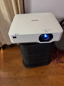 NEC High-Resolution LCD Projector with HDMI and USB Connectivity - Picture 1 of 7
