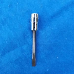 Snap-on TMC104A Flat 3/16" Screwdriver on 1/4" dr. Socket - used - Picture 1 of 8
