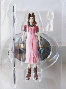 Figura Final Fantasy Aerith Gainsborough Play Arts Auténtica Square Enix - Imagen 1 de 4